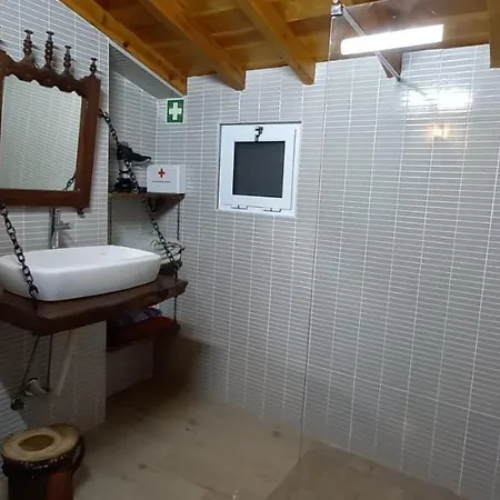 Casa Da Bisa - Santa Maria - Açores *